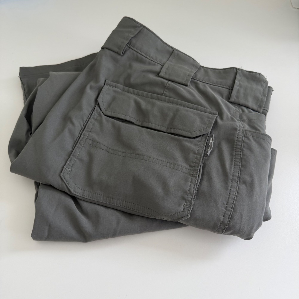 Duluth Trading Co Flex Dry on the Fly Relaxed Fit Gray Cargo Work Pant 44x30 Men